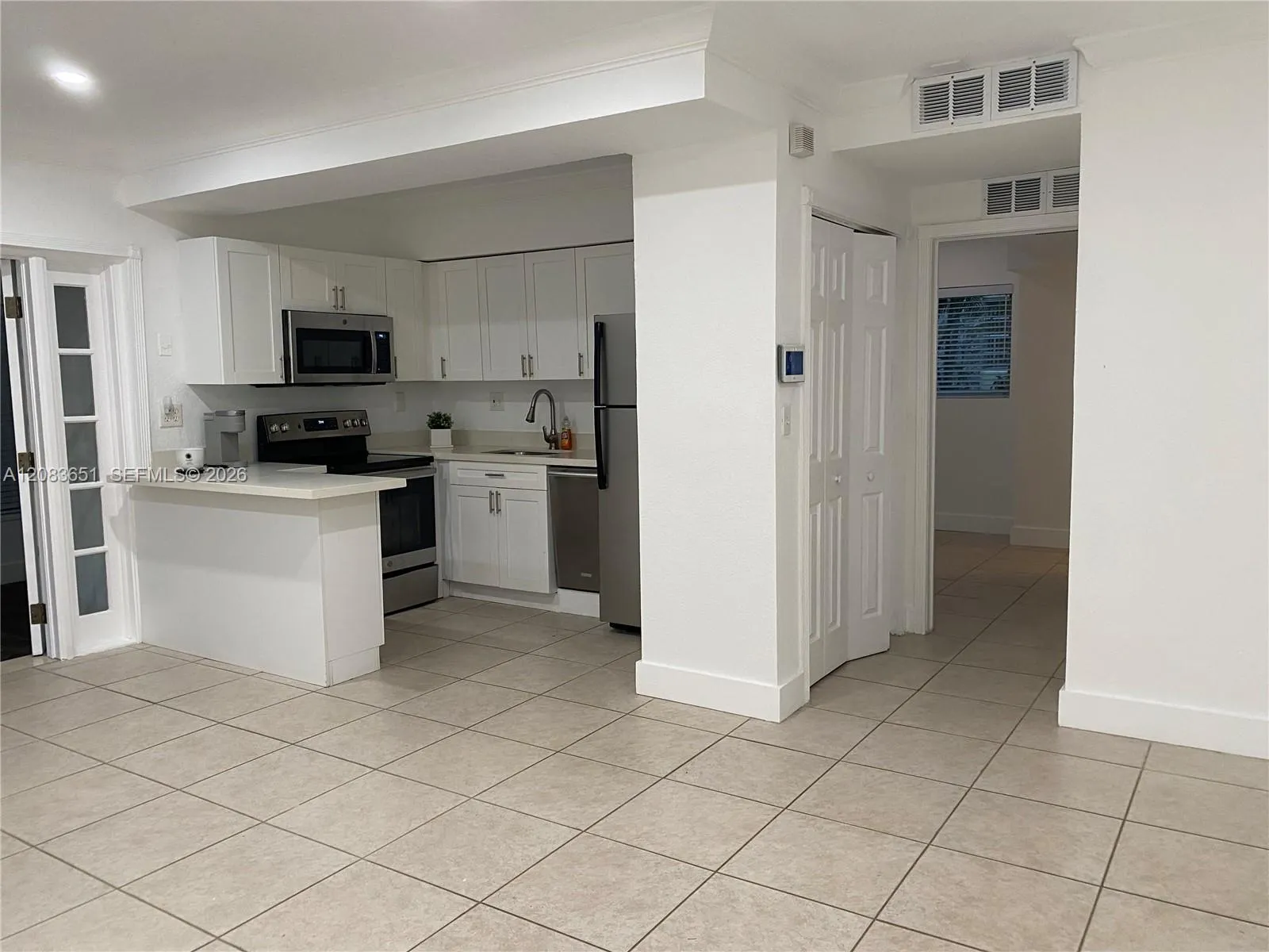 Listing  1 Edgewater Drive 103, Coral Gables, FL 33133, Coral Gables, FL 33133