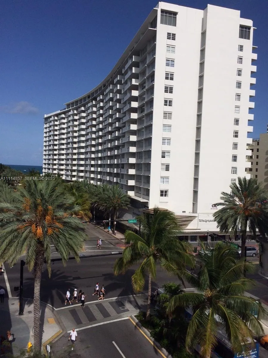 Listing  100 Lincoln Road 1207, Miami Beach, FL 33139, Miami Beach, FL 33139