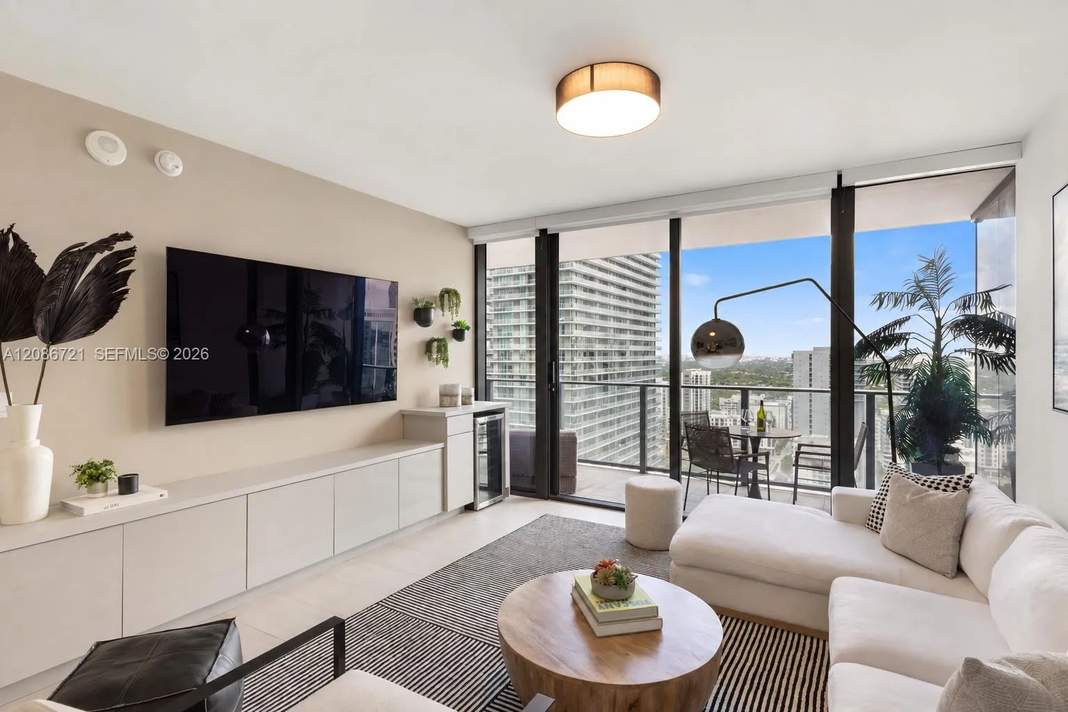 Listing  1000 Brickell Plaza 2704, Miami, FL 33131, Miami, FL 33131