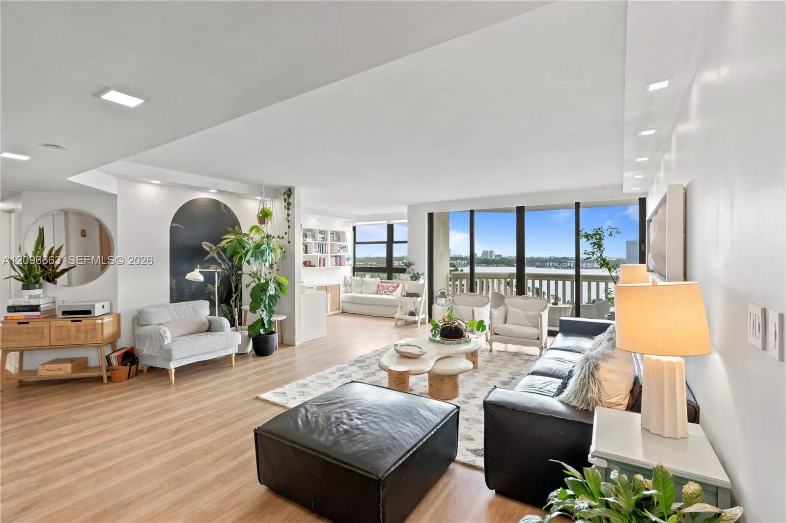 Listing  1000 E Island Boulevard 1402, Aventura, FL 33160, Aventura, FL 33160