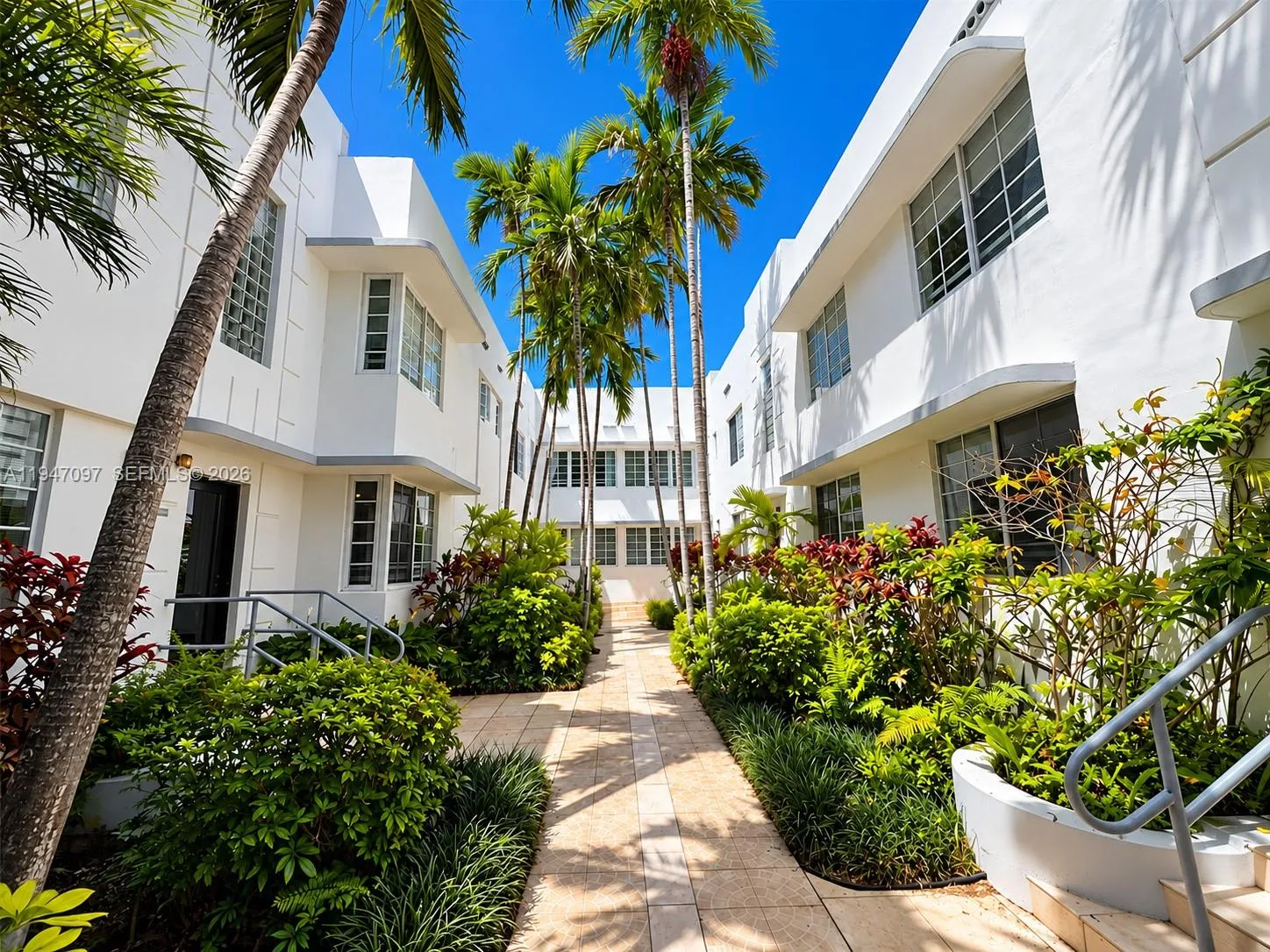 View details of listing 1000 Meridian Avenue 17, Miami Beach, FL 33139 Miami Beach with MLS#