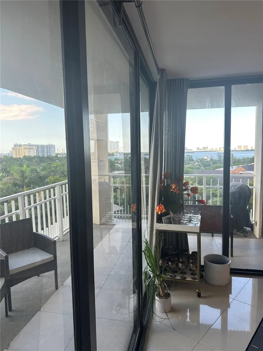 Listing  1000 Quayside Terrace 905, Miami, FL 33138, Miami, FL 33138