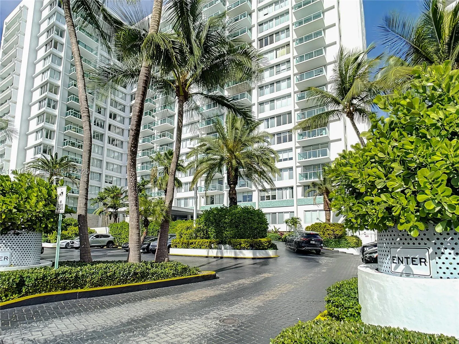 Listing  1000 West Avenue 205, Miami Beach, FL 33139, Miami Beach, FL 33139