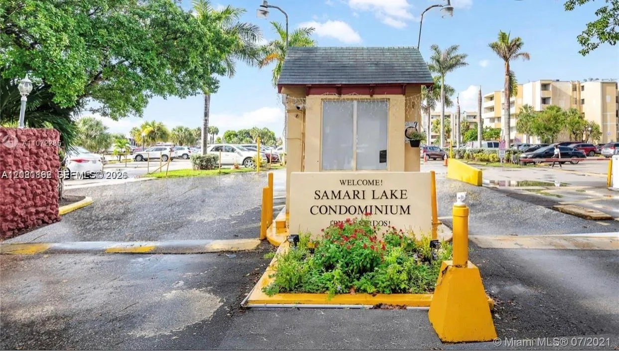 View details of listing 10000 NW 80th Court 2132, Hialeah Gardens, FL 33016 Hialeah Gardens with MLS# 