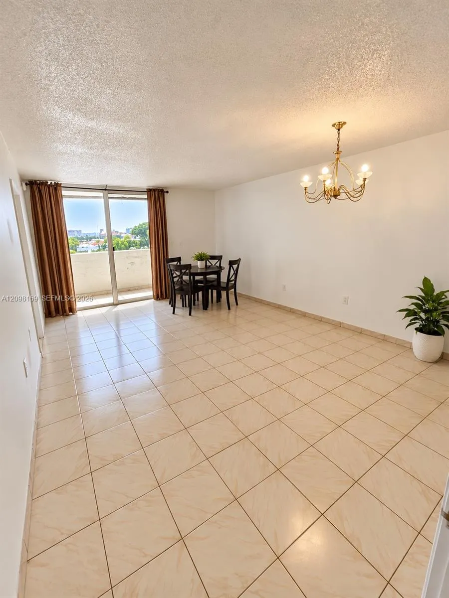 View details of listing 10000 NW 80th Court 2350, Hialeah Gardens, FL 33016 Hialeah Gardens with MLS# 