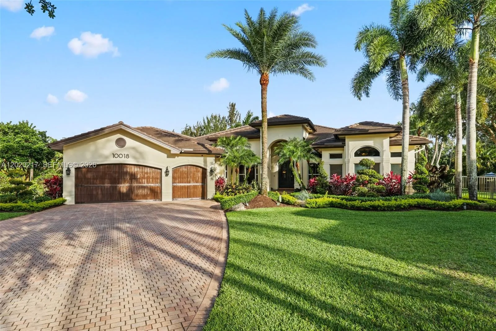 Listing  10018 Laurel Road, Davie, FL 33328, Davie, FL 33328