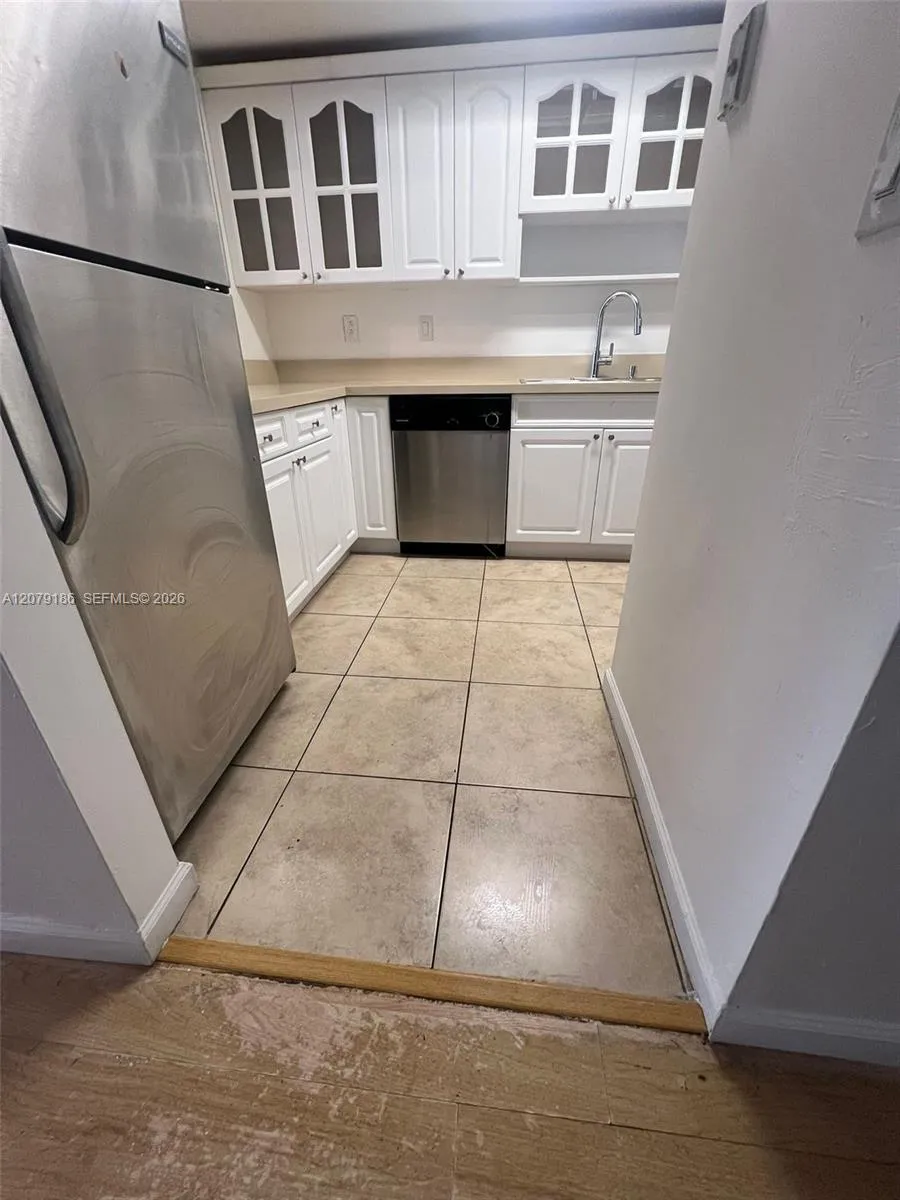 View details of listing 10090 NW 80th Court 1347, Hialeah Gardens, FL 33016 Hialeah Gardens with MLS# 