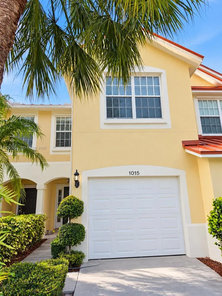 Listing  1015 Pinewood Lake Court 1015, Greenacres, FL 33415, Greenacres, FL 33415