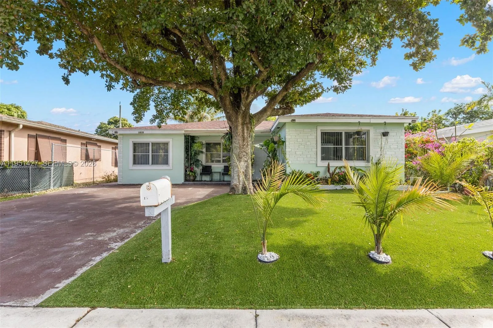 Listing  1018 S C Street, Lake Worth, FL 33460, Lake Worth, FL 33460