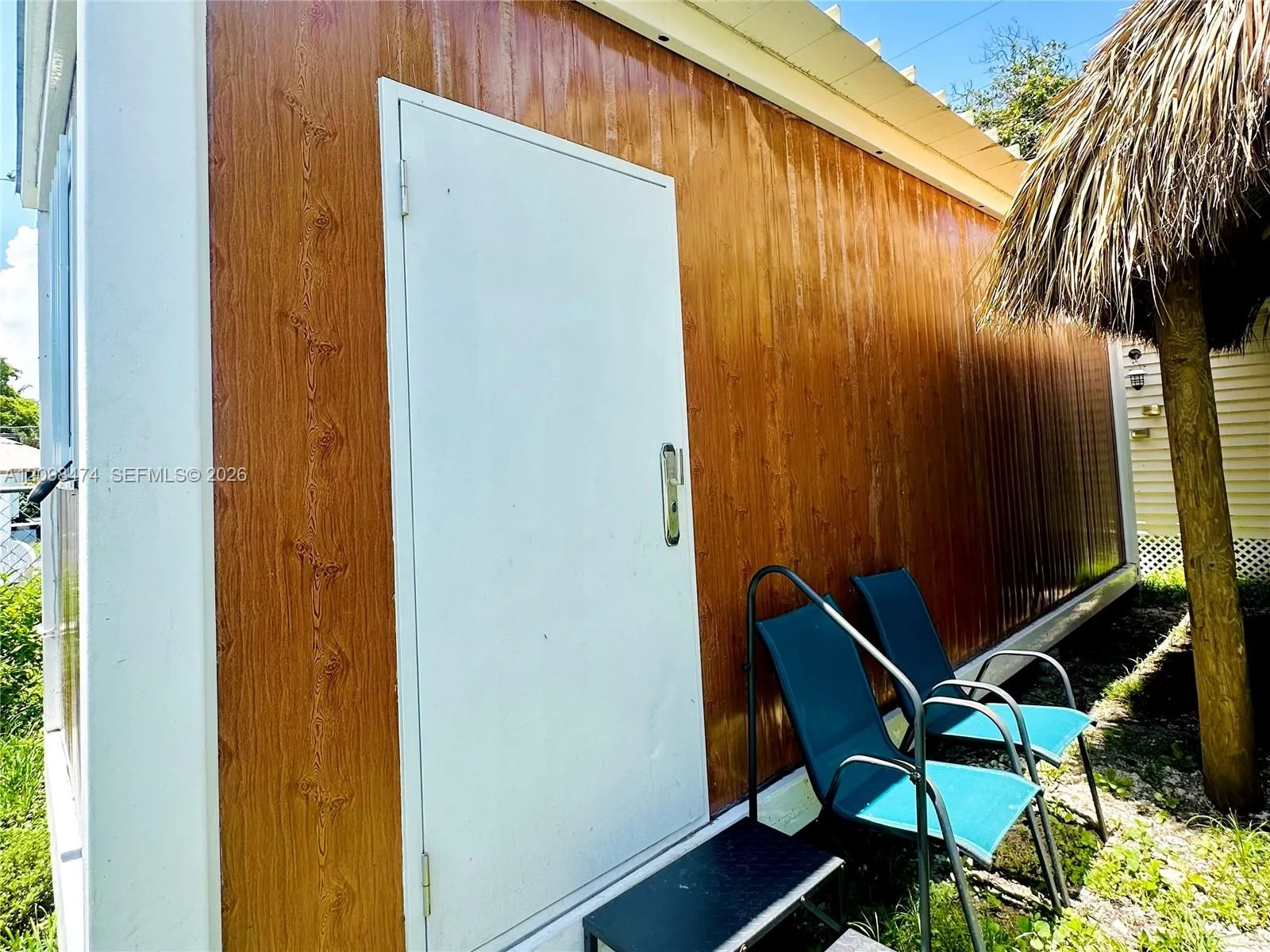 View details of listing 1021 NE 137th Street C, North Miami, FL 33161 North Miami with MLS#