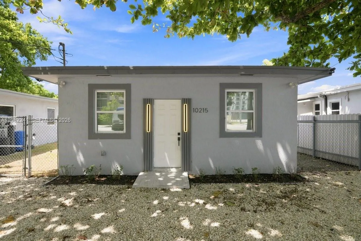 Listing  10215 SW 184th Street, Cutler Bay, FL 33157, Cutler Bay, FL 33157