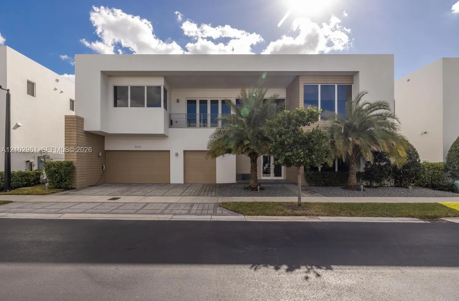Listing  10250 NW 75th Terrace, Doral, FL 33178, Doral, FL 33178