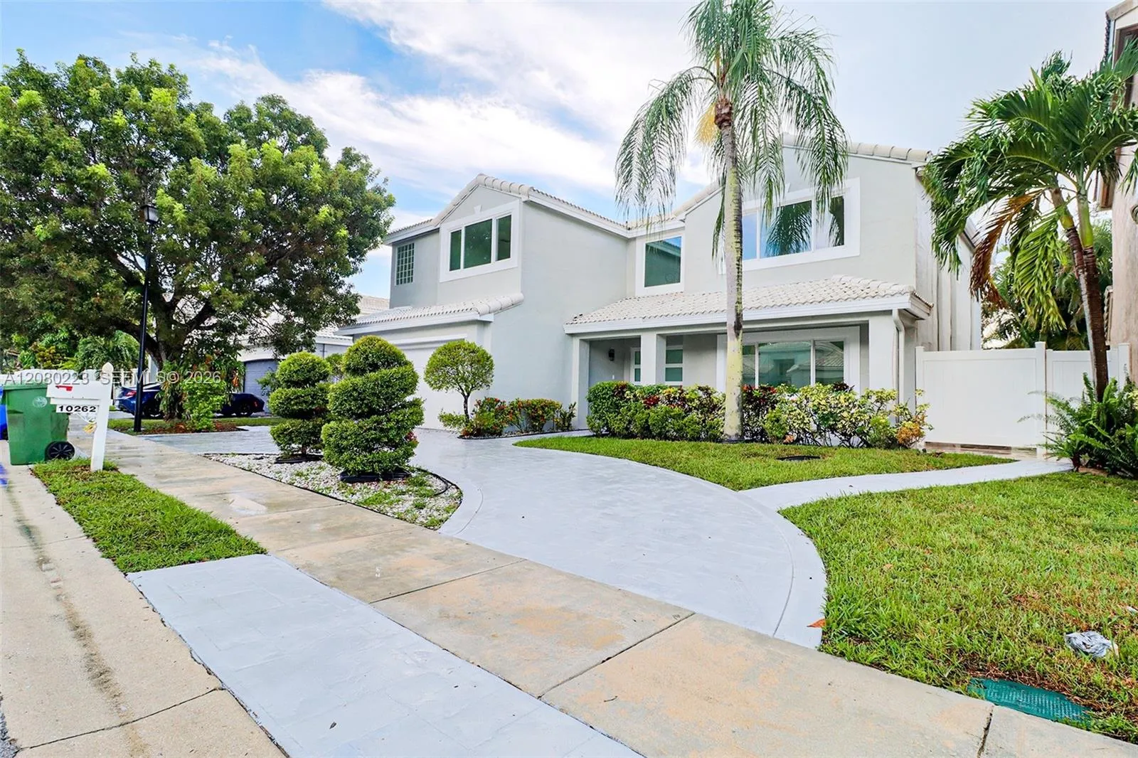 Listing  10262 SW 9th Lane, Pembroke Pines, FL 33025, Pembroke Pines, FL 33025