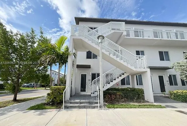 View details of listing 10270 NW 66th Street 101, Doral, FL 33178 Doral with MLS# 