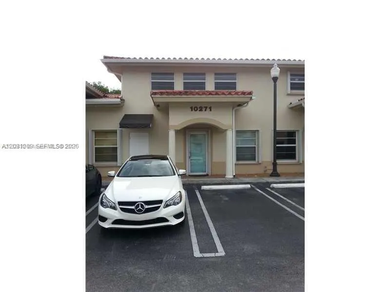 View details of listing 10271 SW 72nd Street D-103, Miami, FL 33173 Miami with MLS#