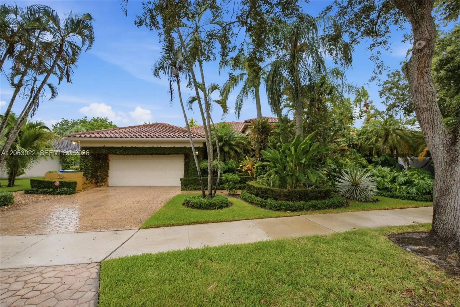 Listing  1028 Creekford Drive, Weston, FL 33326, Weston, FL 33326