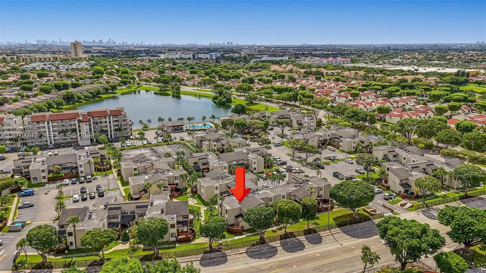 Listing  10300 NW 9th St Circle 203, Miami, FL 33172, Miami, FL 33172
