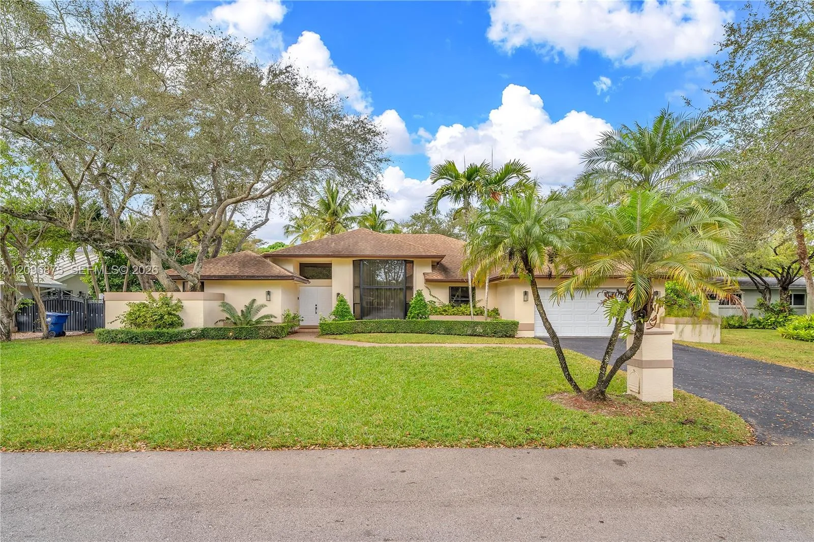 Listing  10330 SW 58th Court, Pinecrest, FL 33156, Pinecrest, FL 33156