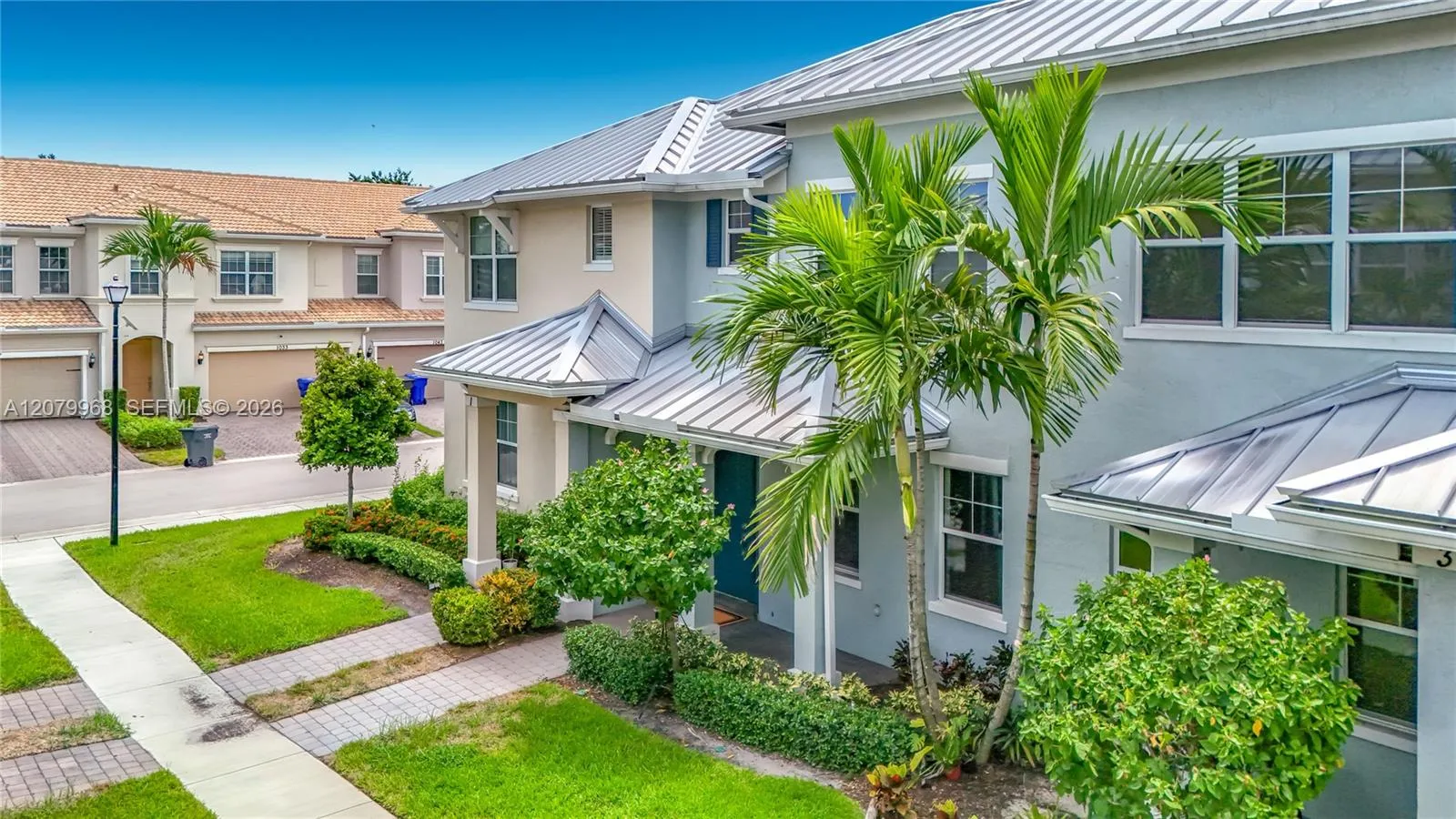 View details of listing 1040 Eucalyptus Drive 2, Hollywood, FL 33021 Hollywood with MLS#
