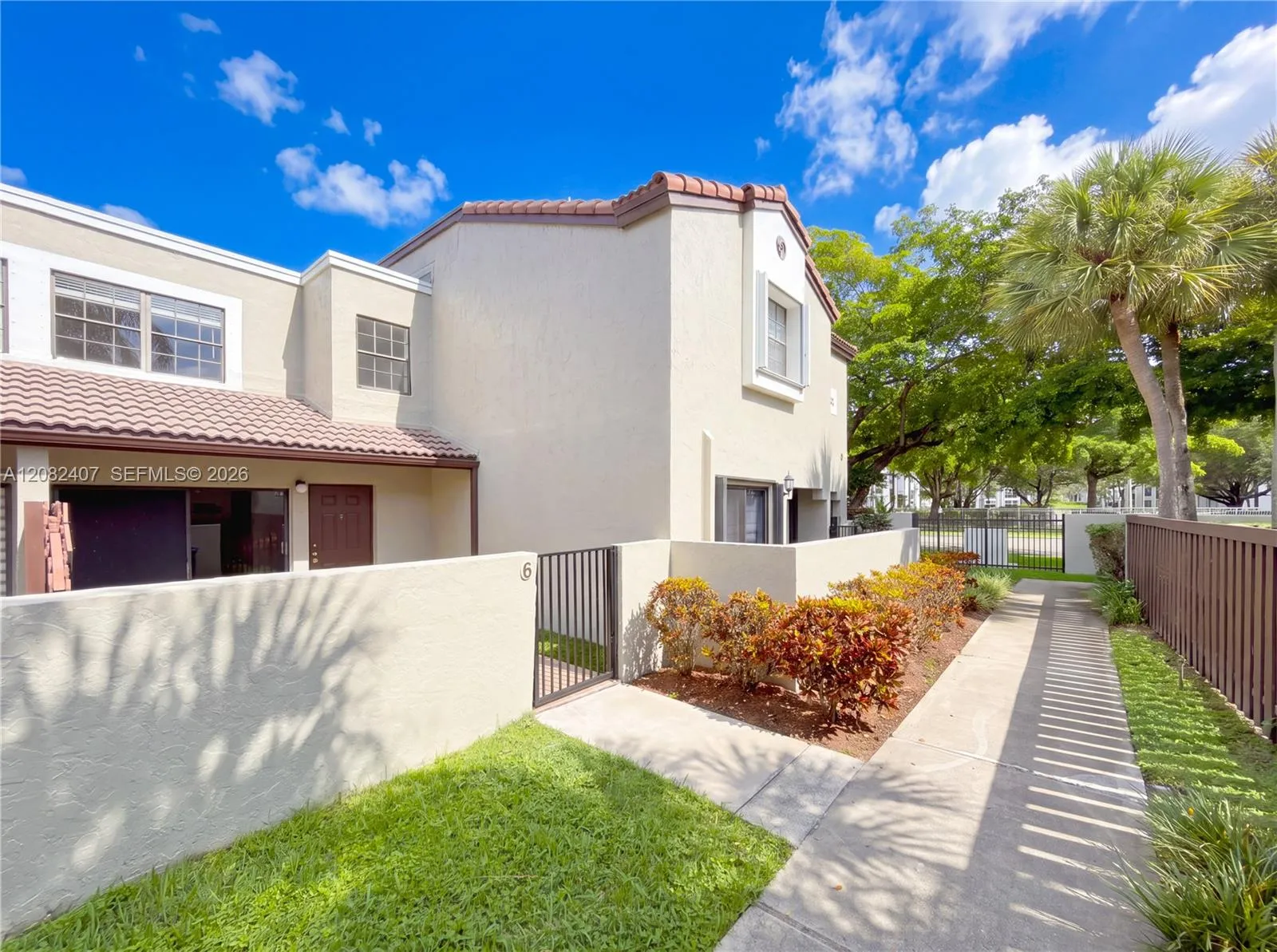 Listing  10505 SW 153rd Court 6, Miami, FL 33196, Miami, FL 33196