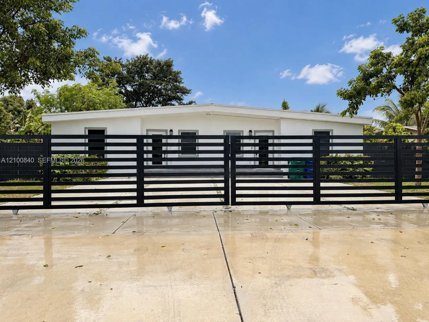 View details of listing 1066 NW 100th Terrace 1, Miami, FL 33150 Miami with MLS# 