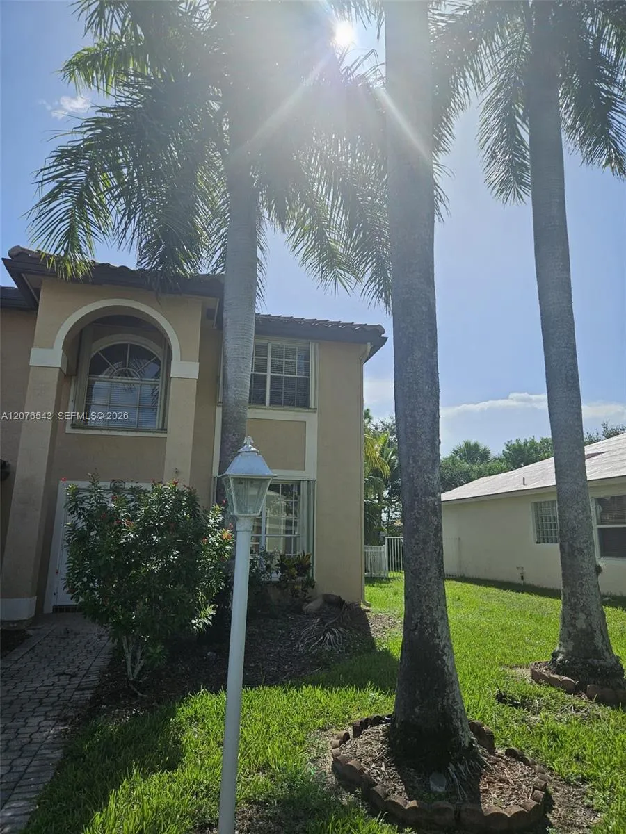 Listing  1072 NW 139th Terrace, Pembroke Pines, FL 33028, Pembroke Pines, FL 33028