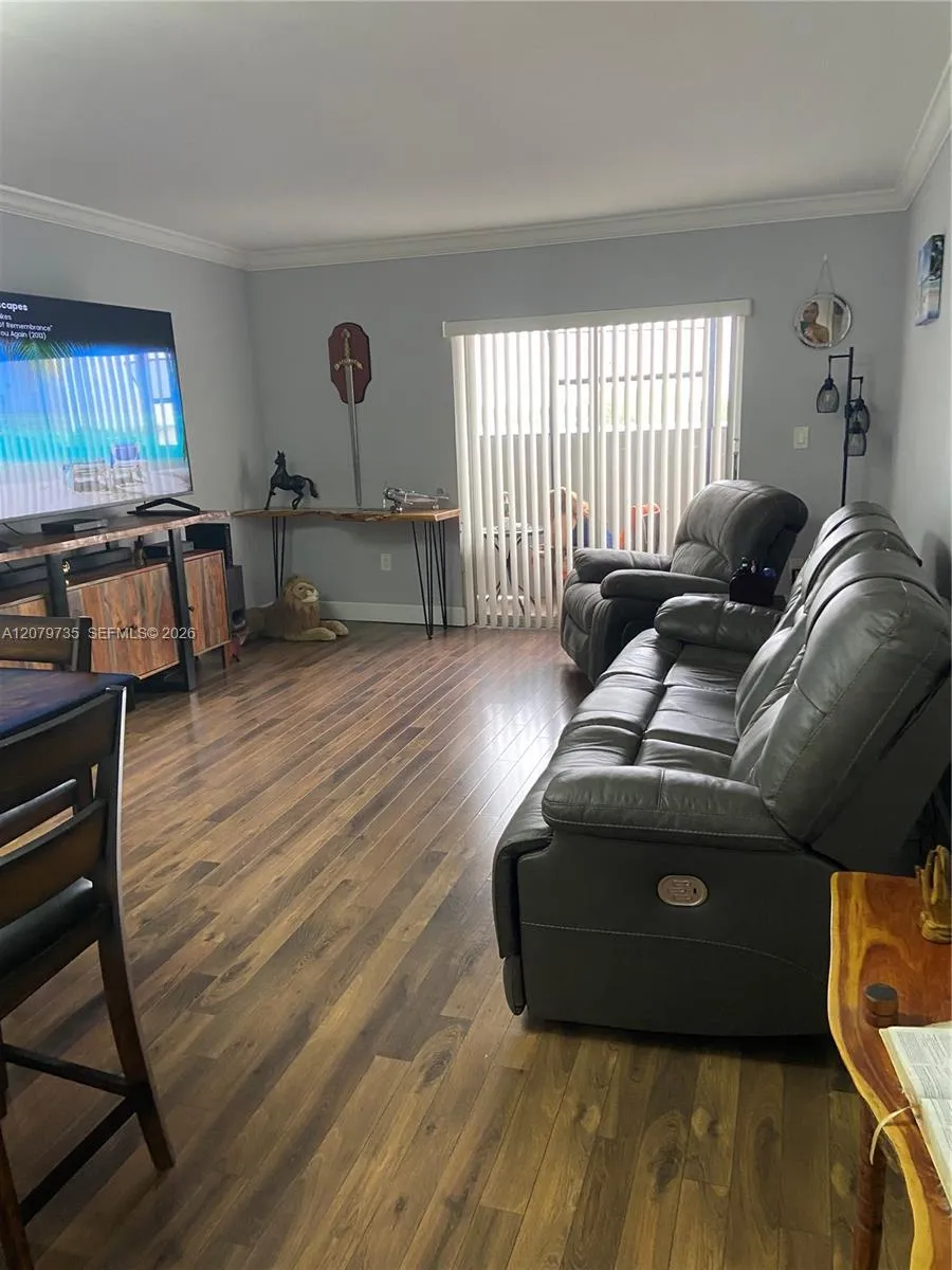 View details of listing 1075 W 68th Street 403, Hialeah, FL 33014 Hialeah with MLS# 