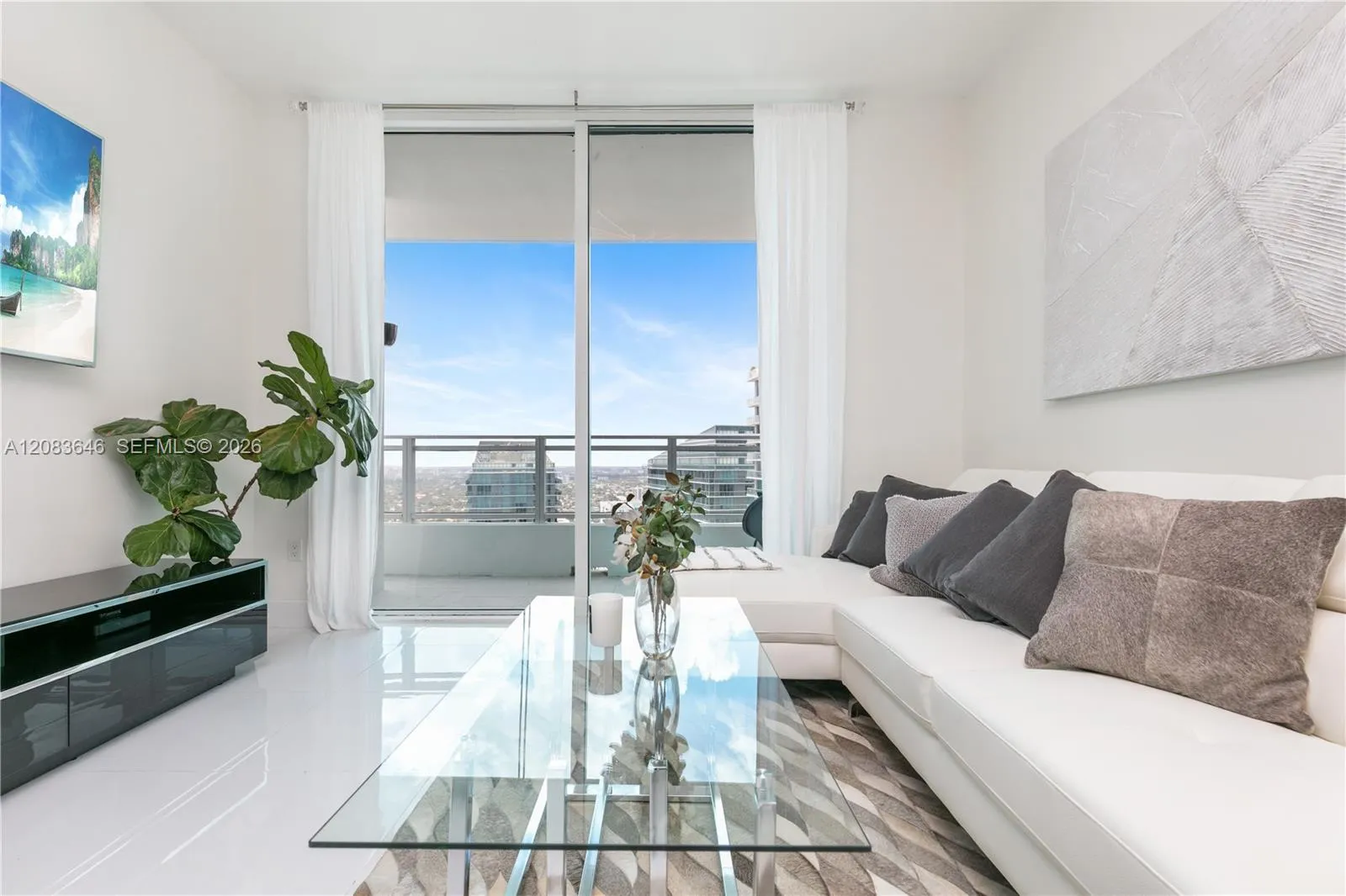 Listing  1080 Brickell Avenue 3803, Miami, FL 33131, Miami, FL 33131