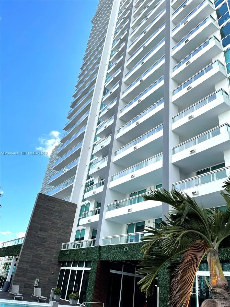 View details of listing 1080 Brickell Avenue 907, Miami, FL 33131 Miami with MLS# 