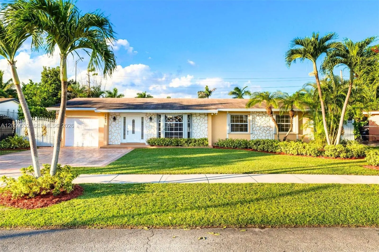 Listing  10835 SW 152nd Terrace, Miami, FL 33157, Miami, FL 33157