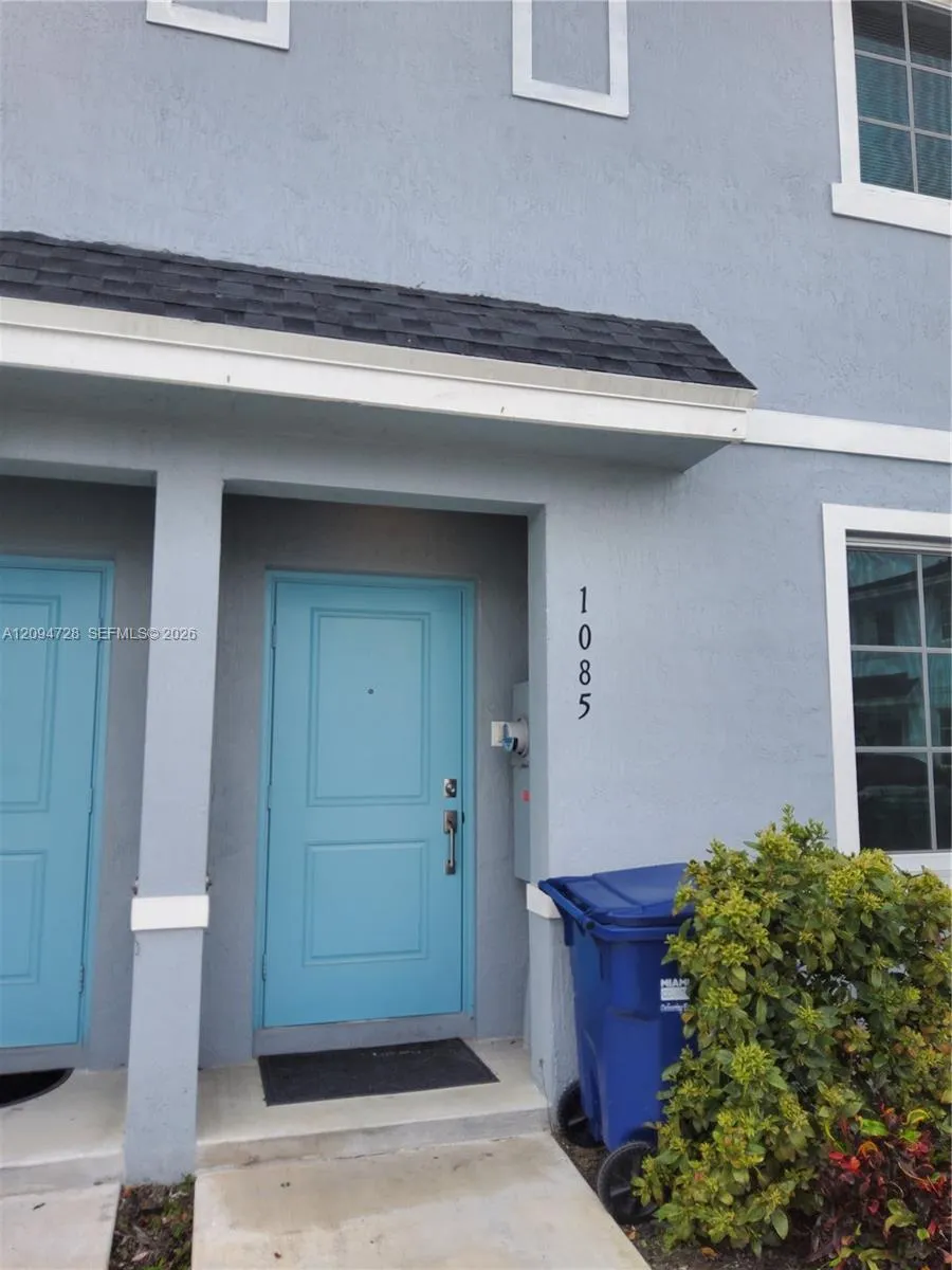 View details of listing 1085 NW 4th Terrace, Florida City, FL 33034 Florida City with MLS#