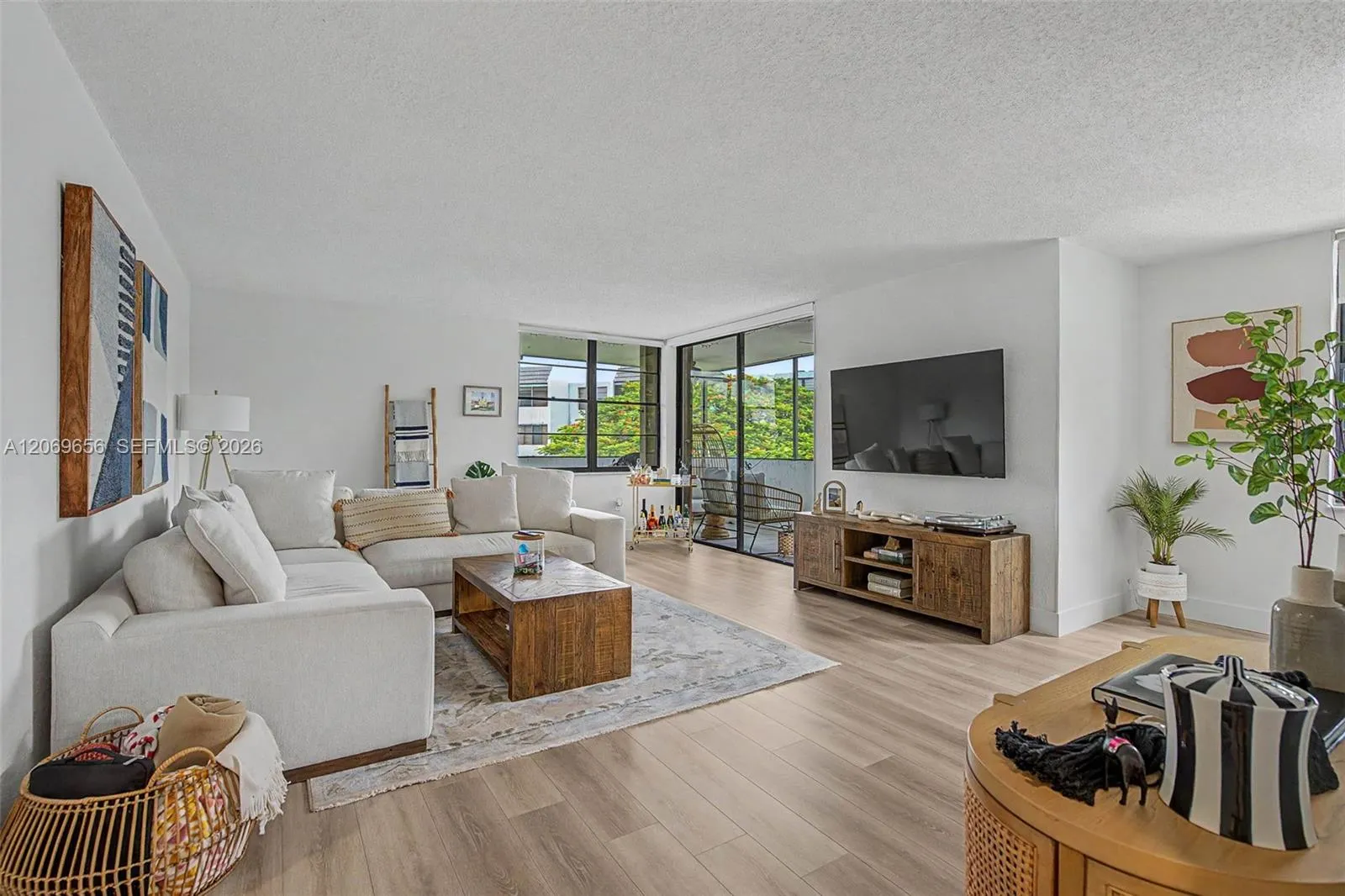 Listing  10852 N Kendall Drive 314, Miami, FL 33176, Miami, FL 33176