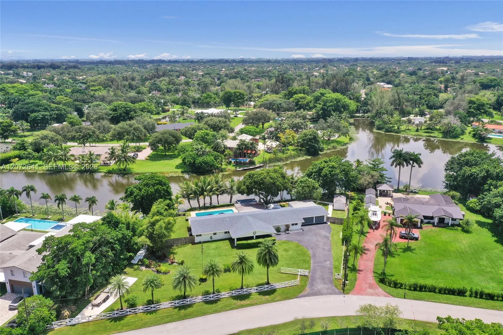 Listing  10880 SW 25th Street, Davie, FL 33324, Davie, FL 33324