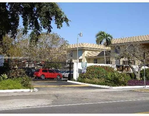 View details of listing 10905 N Kendall Drive 406, Miami, FL 33176 Miami with MLS# 