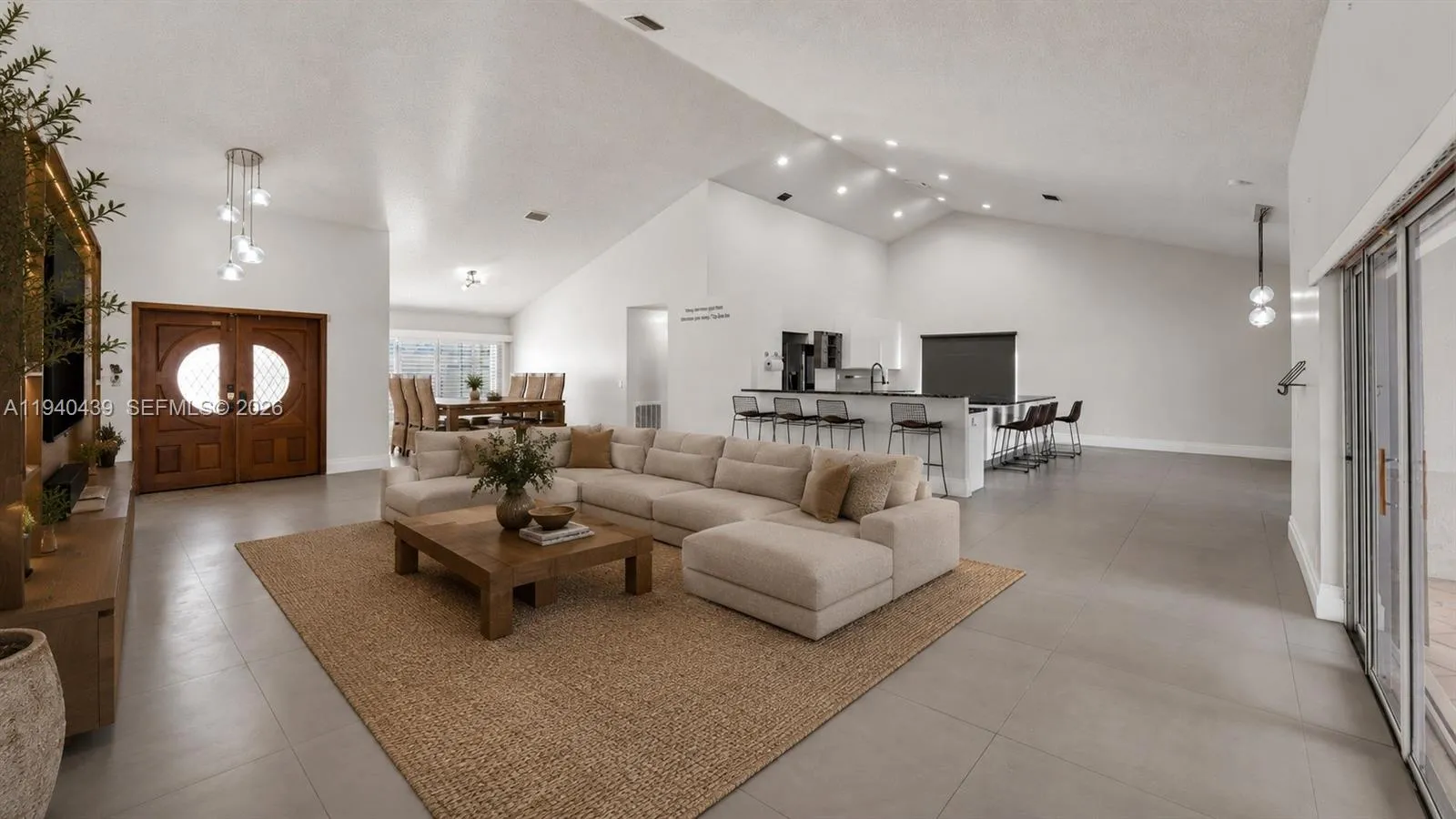 Listing  1092 NW 162nd Avenue, Pembroke Pines, FL 33028, Pembroke Pines, FL 33028