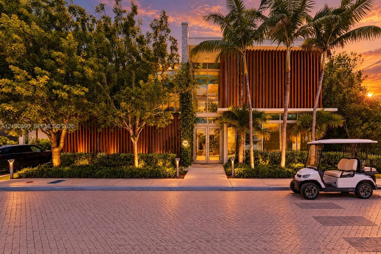 View details of listing 110 Reef Lane 10, Key Biscayne, FL 33149 Key Biscayne with MLS#