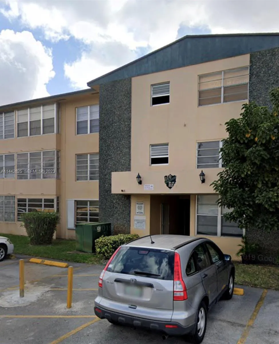 View details of listing 110 Royal Palm Road 207, Hialeah Gardens, FL 33016 Hialeah Gardens with MLS# 