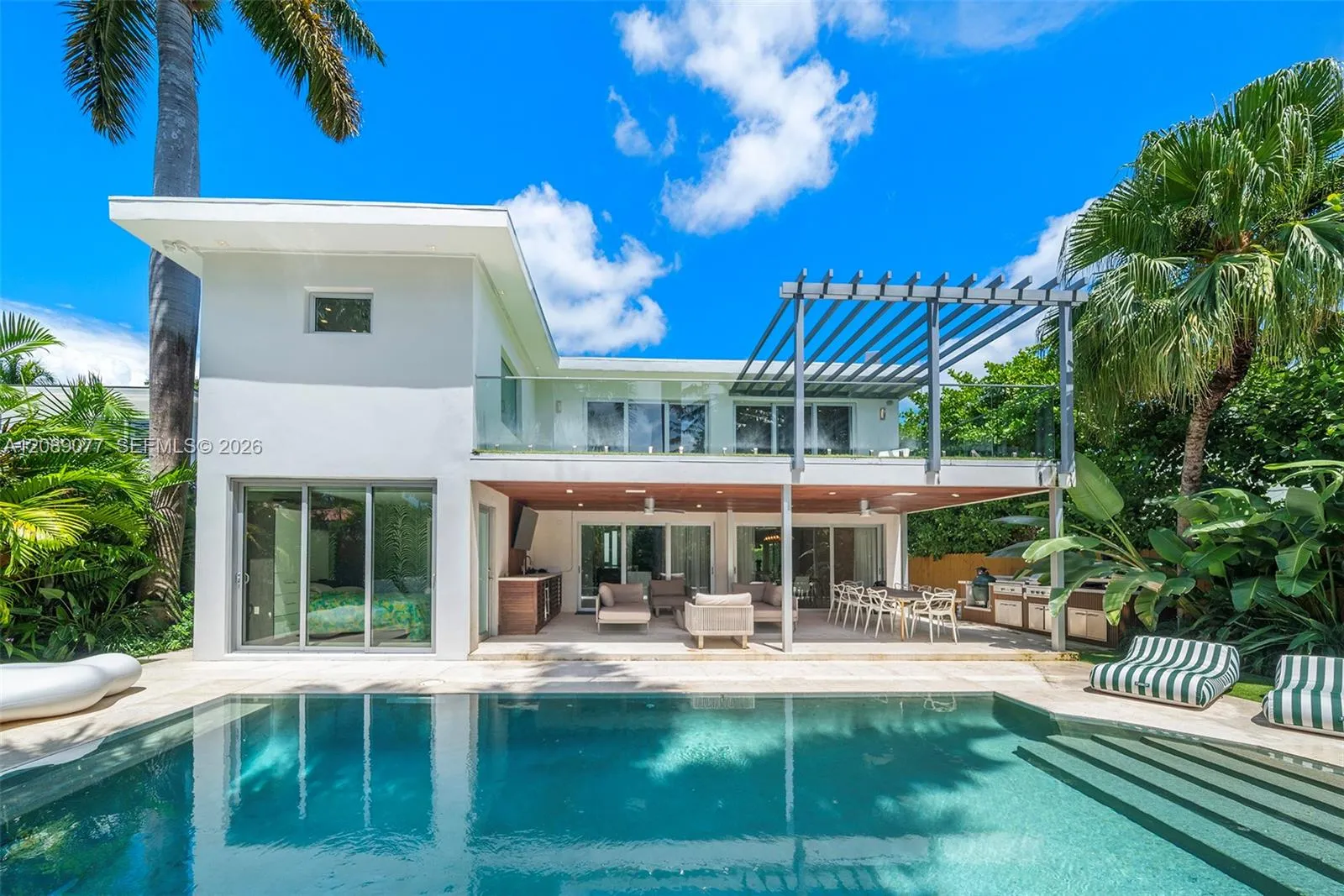 View details of listing 110 Venetian Way (Rivo Alto), Miami Beach, FL 33139 Miami Beach with MLS#