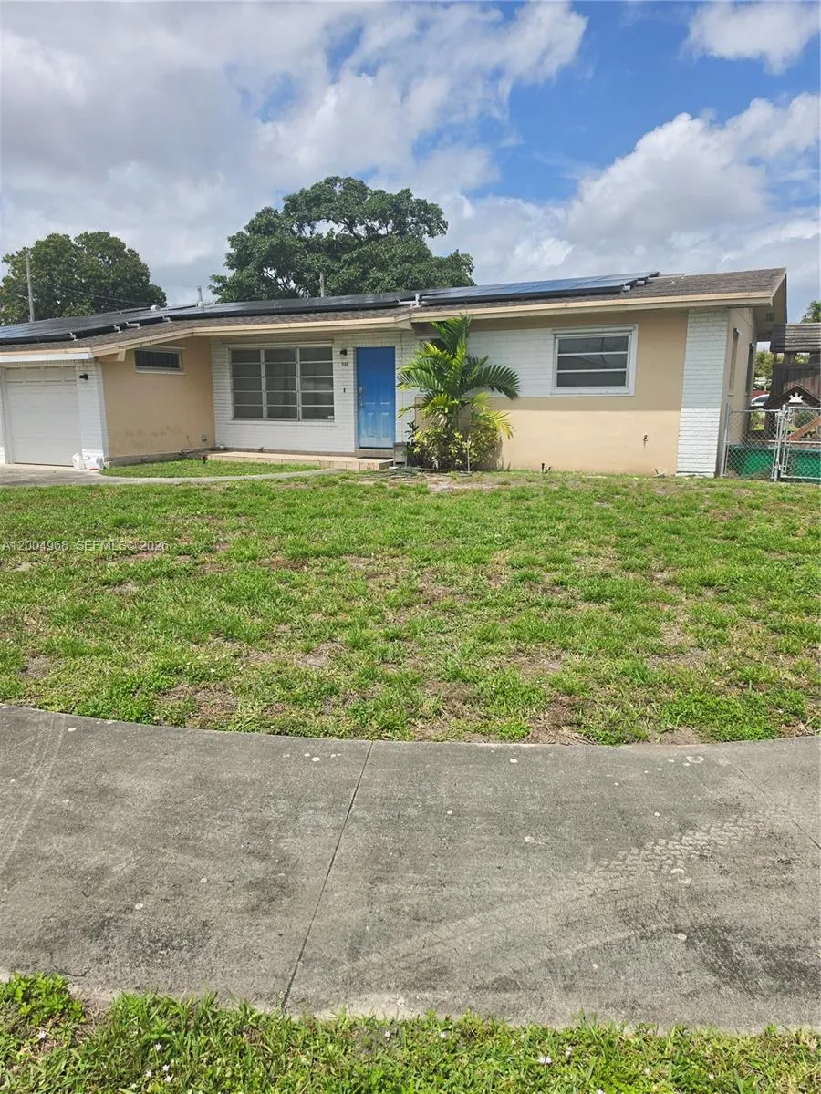 Listing  1101 W 54th Street, Hialeah, FL 33012, Hialeah, FL 33012
