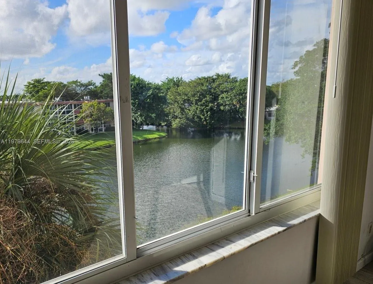 Listing  1103 NW 58th Terrace 417, Sunrise, FL 33313, Sunrise, FL 33313
