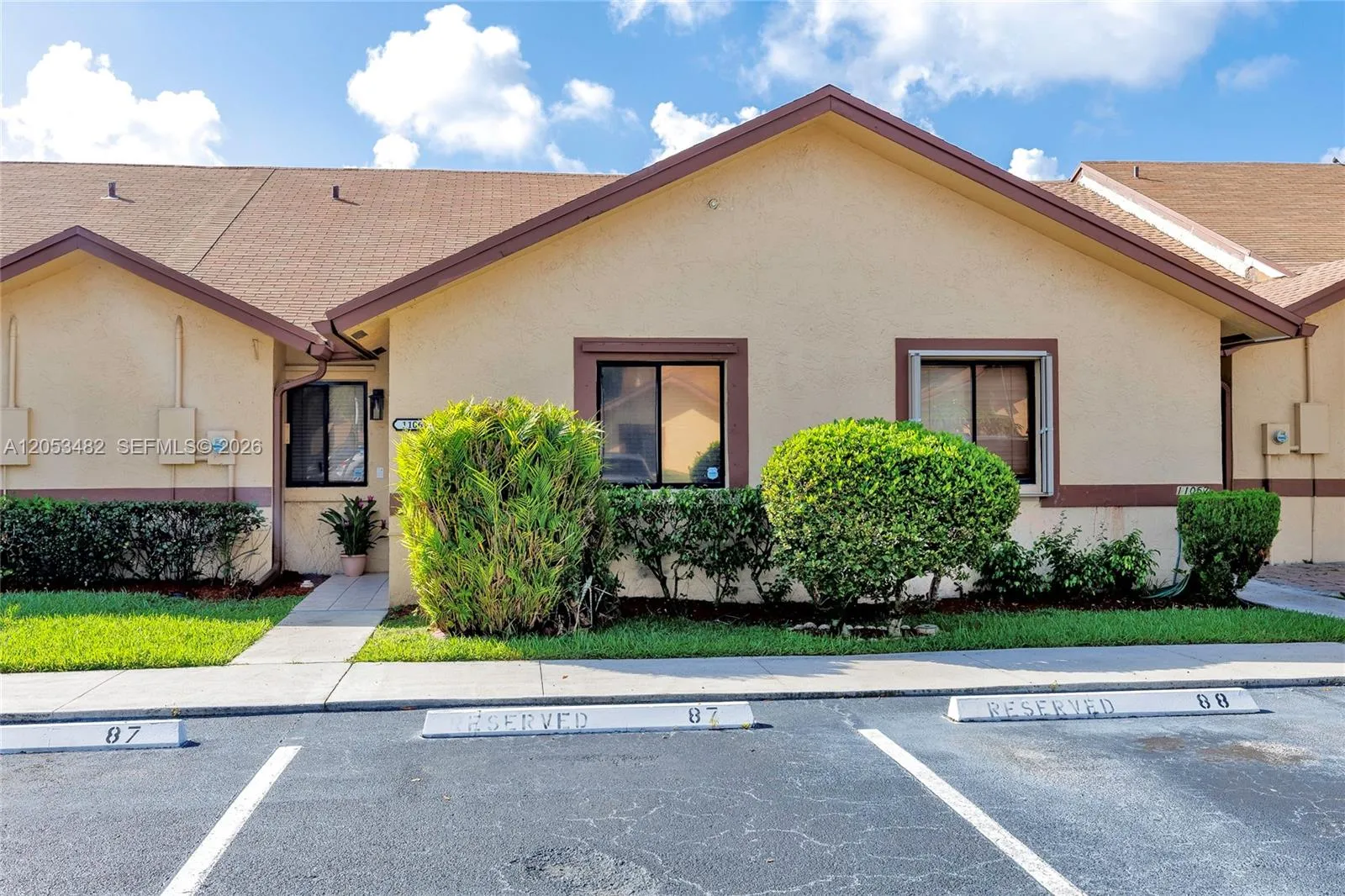 Listing  11061 NW 38th Place, Sunrise, FL 33351, Sunrise, FL 33351