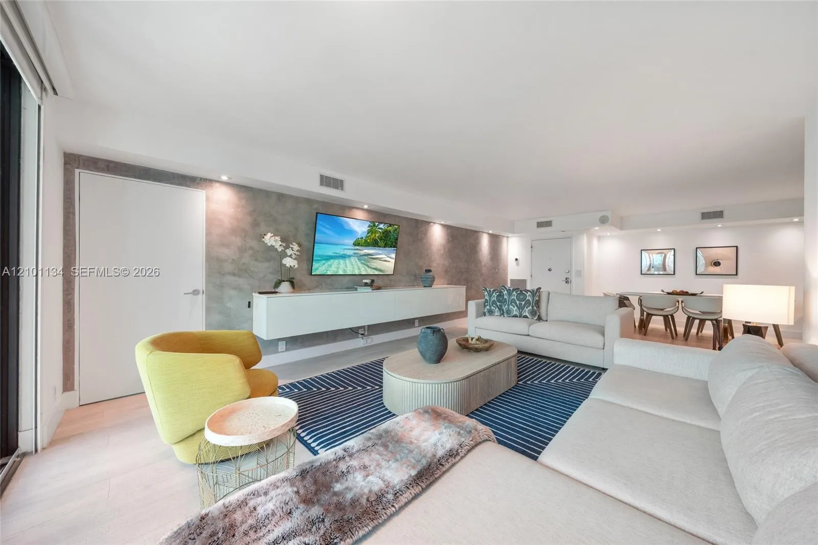 View details of listing 1111 Crandon Boulevard A1105, Key Biscayne, FL 33149 Key Biscayne with MLS#
