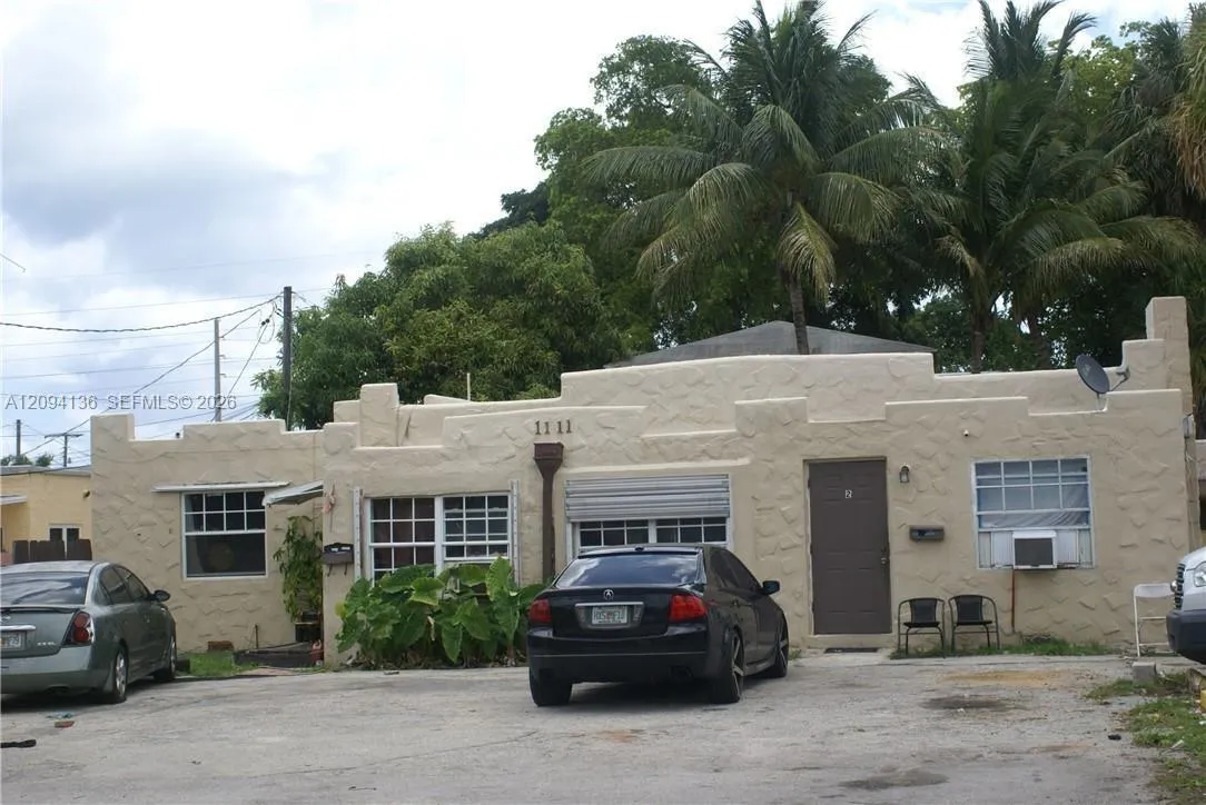 Listing  1111 N 22nd Avenue, Hollywood, FL 33020, Hollywood, FL 33020