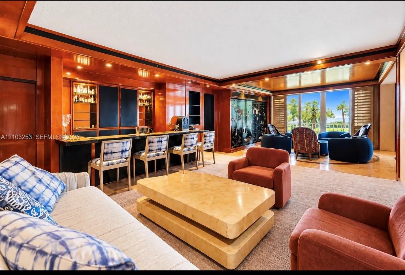 Listing  11111 Biscayne Boulevard 227, Miami, FL 33181, Miami, FL 33181