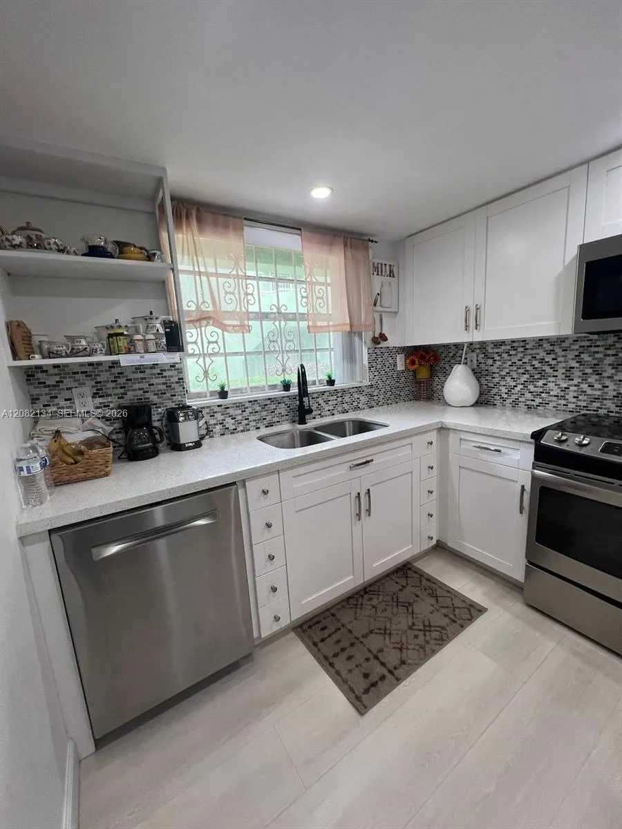 View details of listing 11183 NW 7th Street 104, Miami, FL 33172 Miami with MLS# 