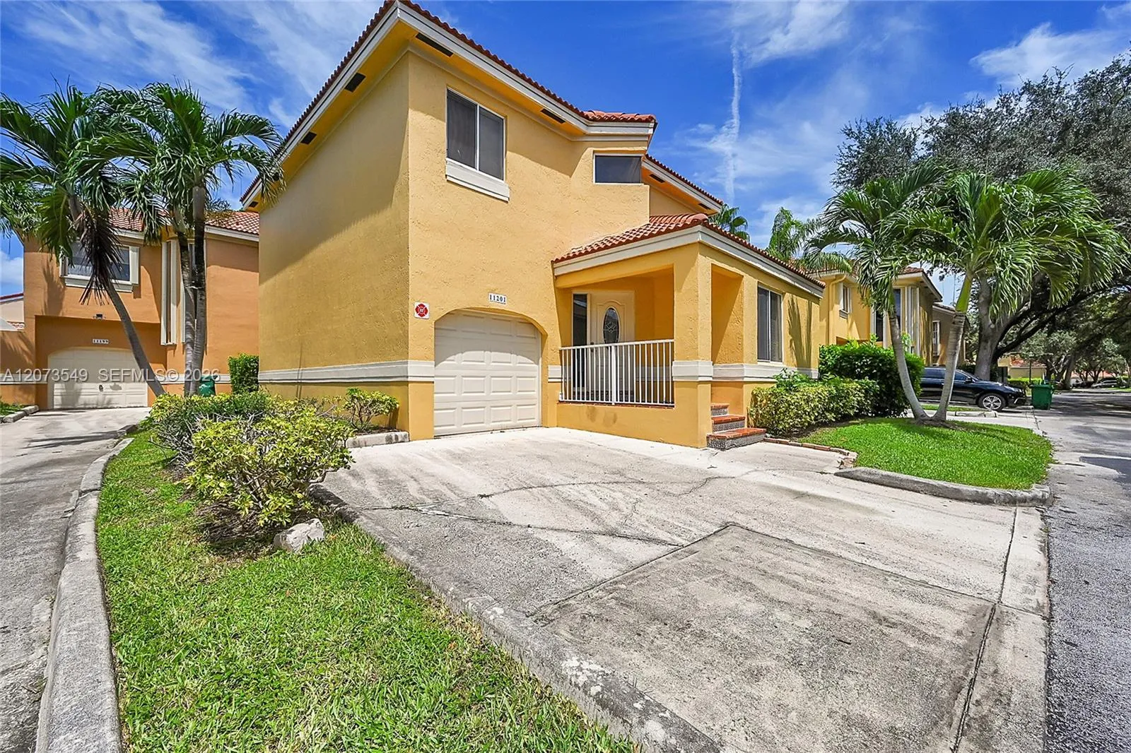 Listing  11201 Lakeview Drive 48-M, Coral Springs, FL 33071, Coral Springs, FL 33071