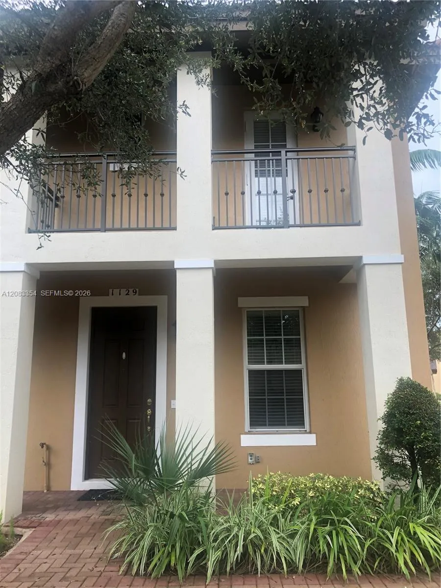 Listing  1129 SW 147th Terrace, Pembroke Pines, FL 33027, Pembroke Pines, FL 33027