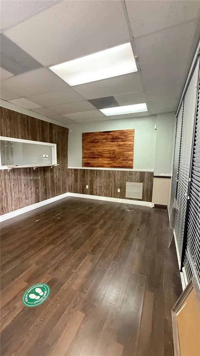 View details of listing 11300 NW 87th Court, Hialeah Gardens, FL 33018 Hialeah Gardens with MLS# 