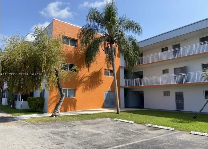 Listing  11307 SW 200th Street B202, Miami, FL 33157, Miami, FL 33157