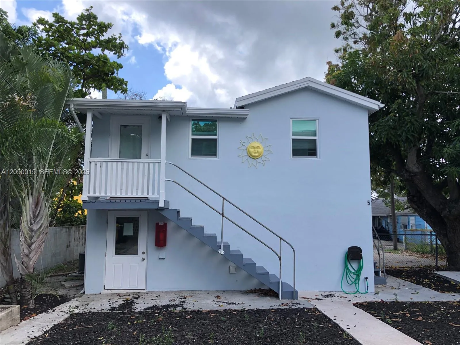 View details of listing 114 S M Street 5, Lake Worth, FL 33460 Lake Worth with MLS#